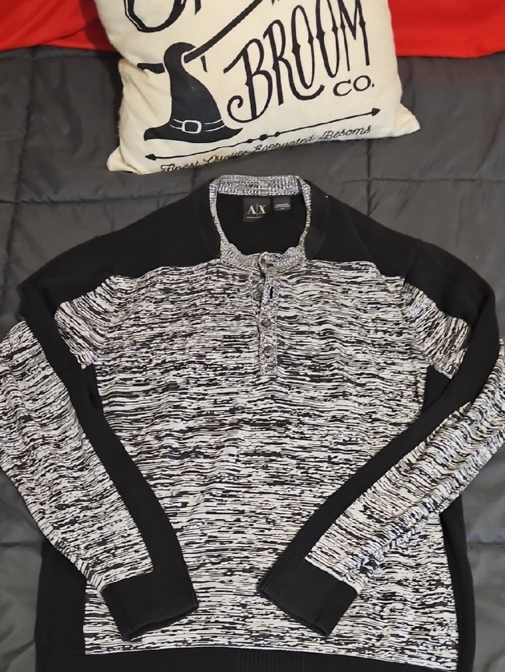 Armani‎ Designer Henley Sweatshirt Size M